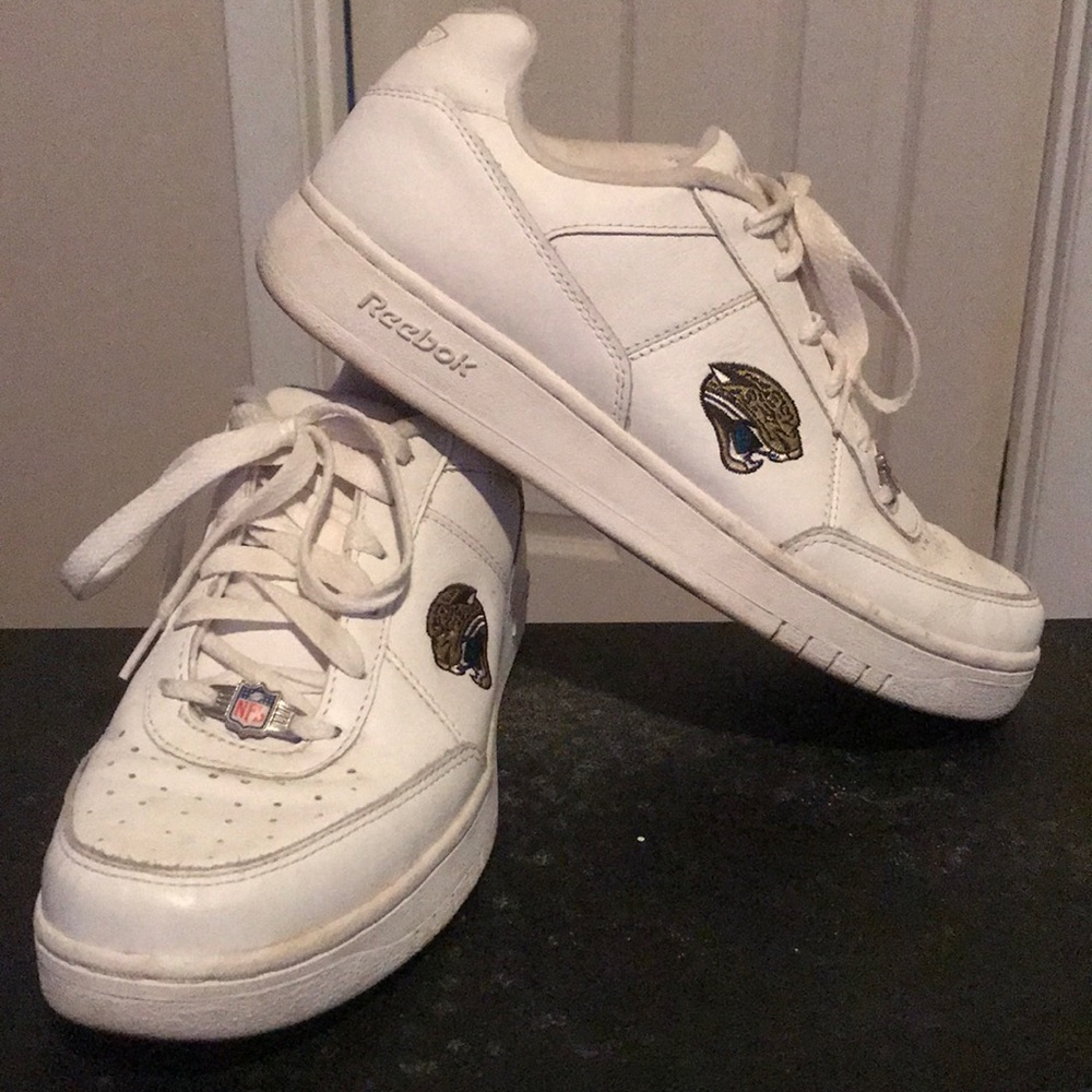 Jacksonville Jaguars shoes 10.5 Reebok